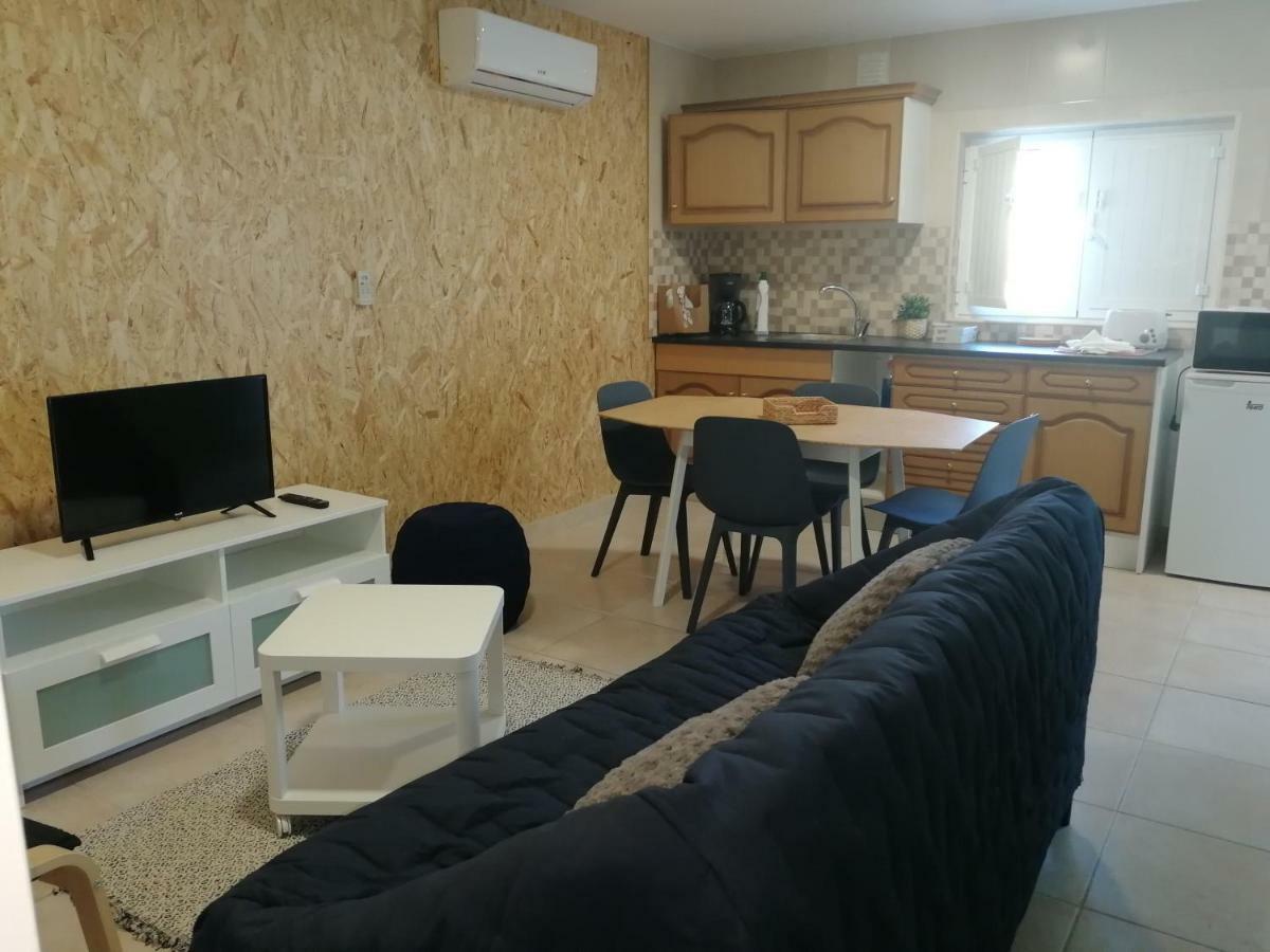 Ocean'S 7 - Lagos Guest House ภายนอก รูปภาพ